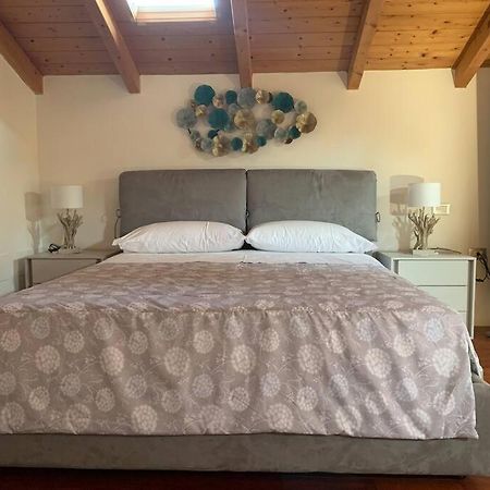 Appartamento Andrew'S House Con Parcheggio Privato 安佐拉德莱米拉 外观 照片