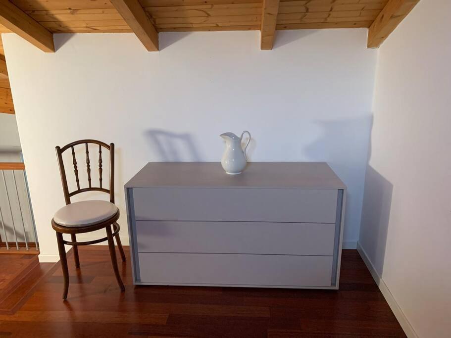 Appartamento Andrew'S House Con Parcheggio Privato 安佐拉德莱米拉 外观 照片